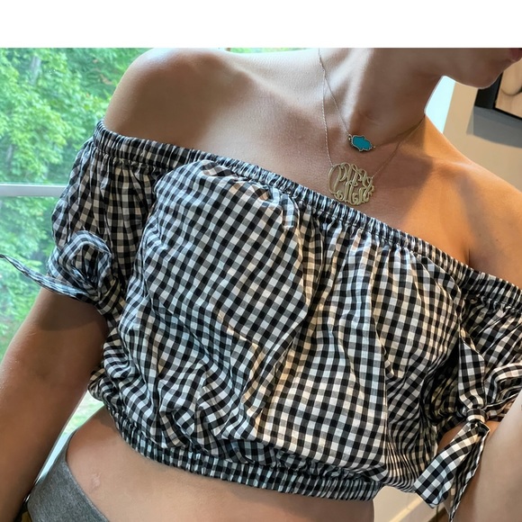 Forever21 Gingham Off Shoulder Crop - Picture 4 of 4